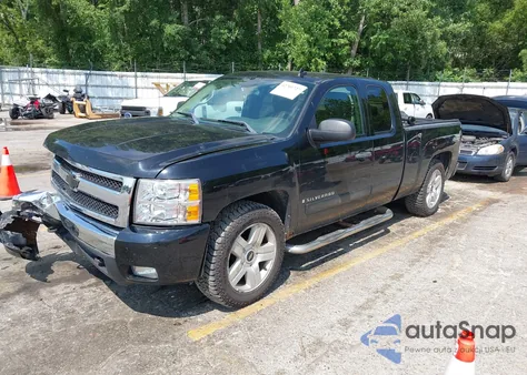 2008 Chevrolet Silverado 1500 Lt1 z USA, uszkodzony, nr VIN 2GCEK190881333748